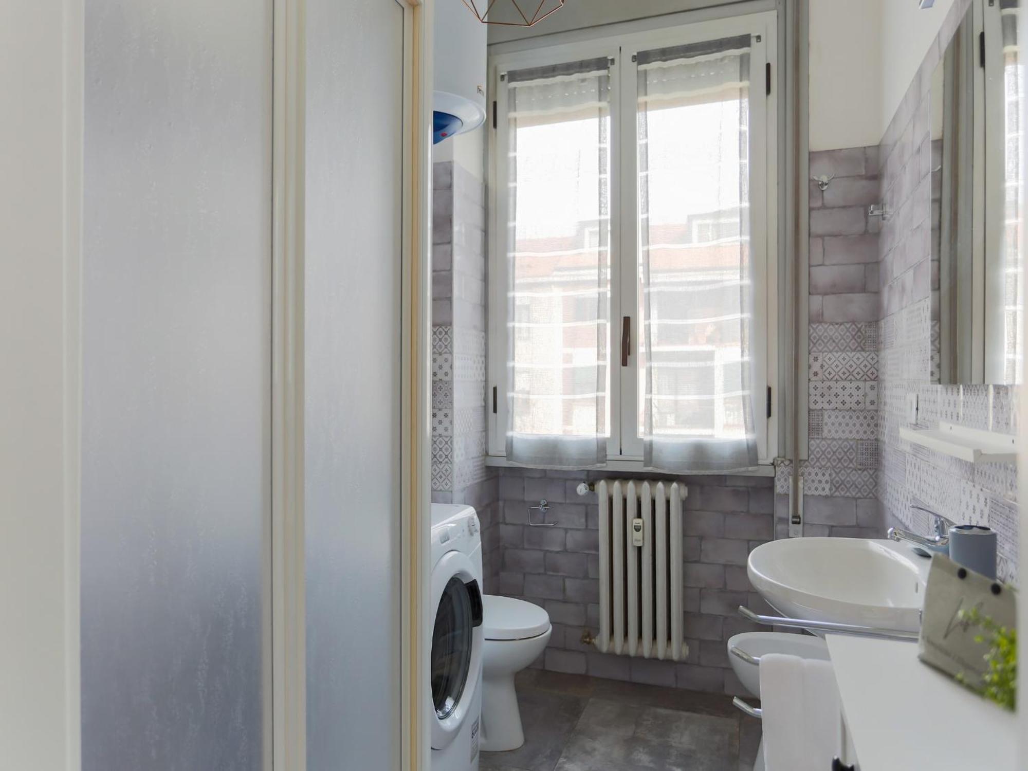 The Best Rent - Cozy Two-Bedroom Apartment Near Colonne S Lorenzo Милан Экстерьер фото
