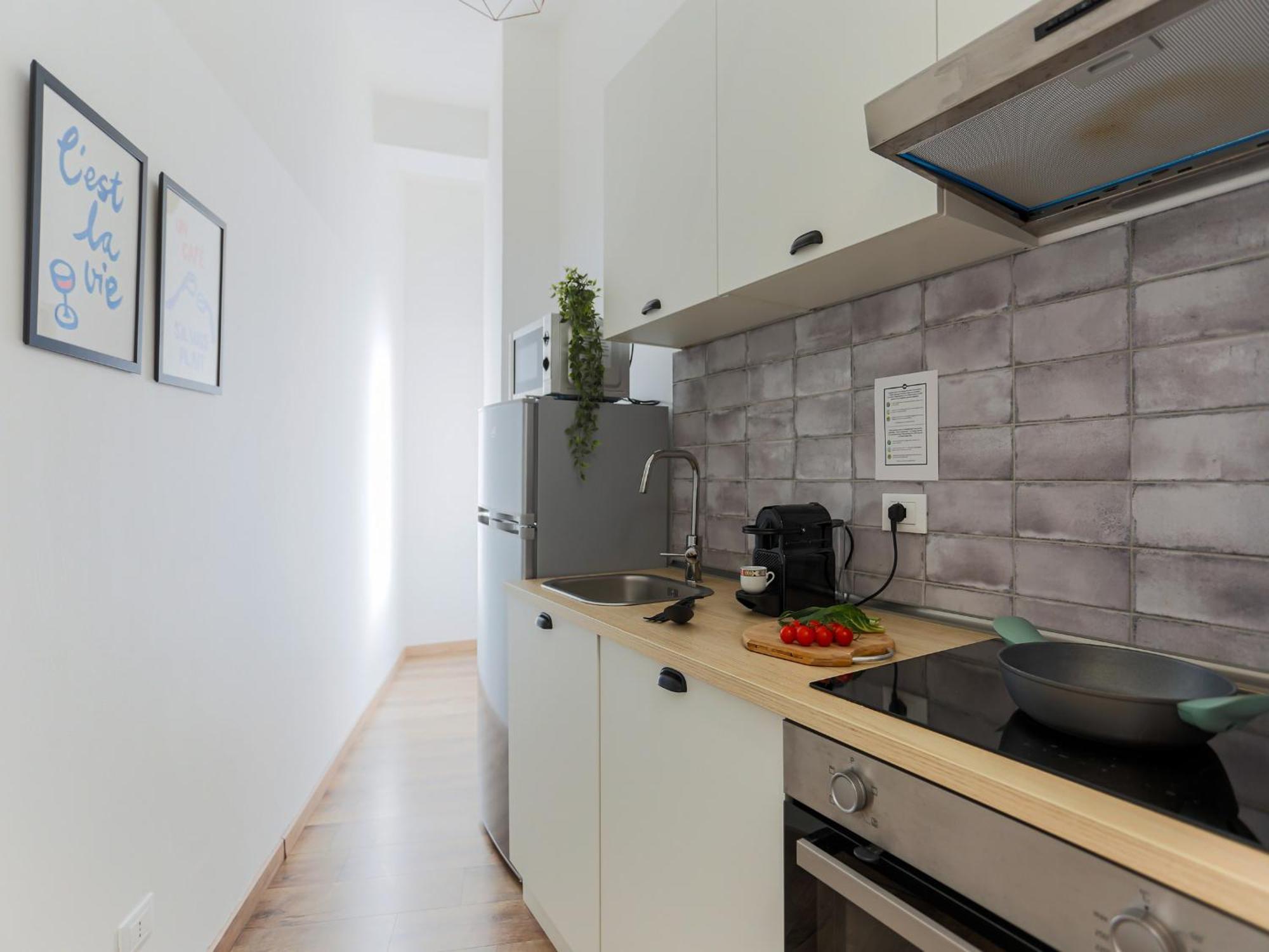 The Best Rent - Cozy Two-Bedroom Apartment Near Colonne S Lorenzo Милан Экстерьер фото